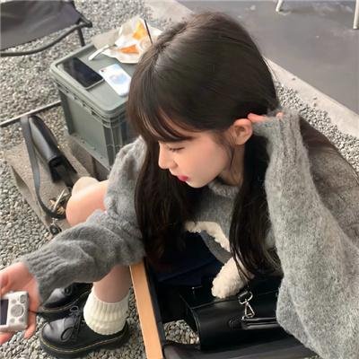 我妈偷听我的心声，带着三娃改嫁